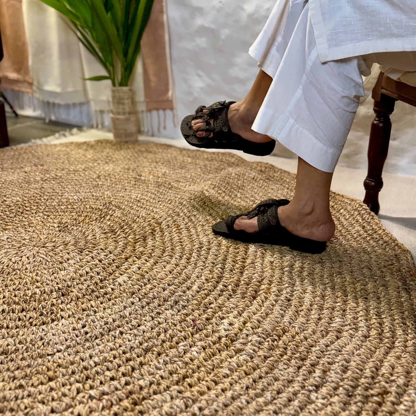 Round Rug Texture angle