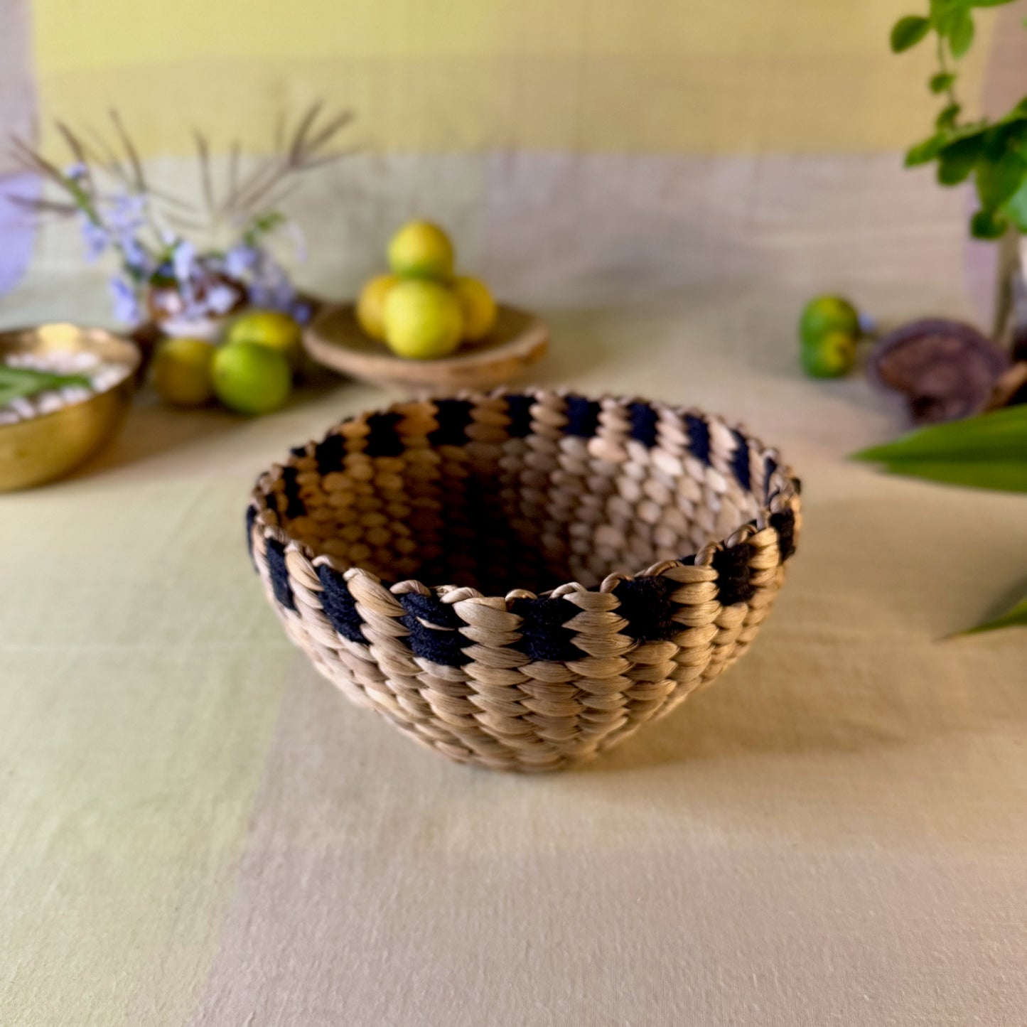 Water hyacinth basket with black accent thread