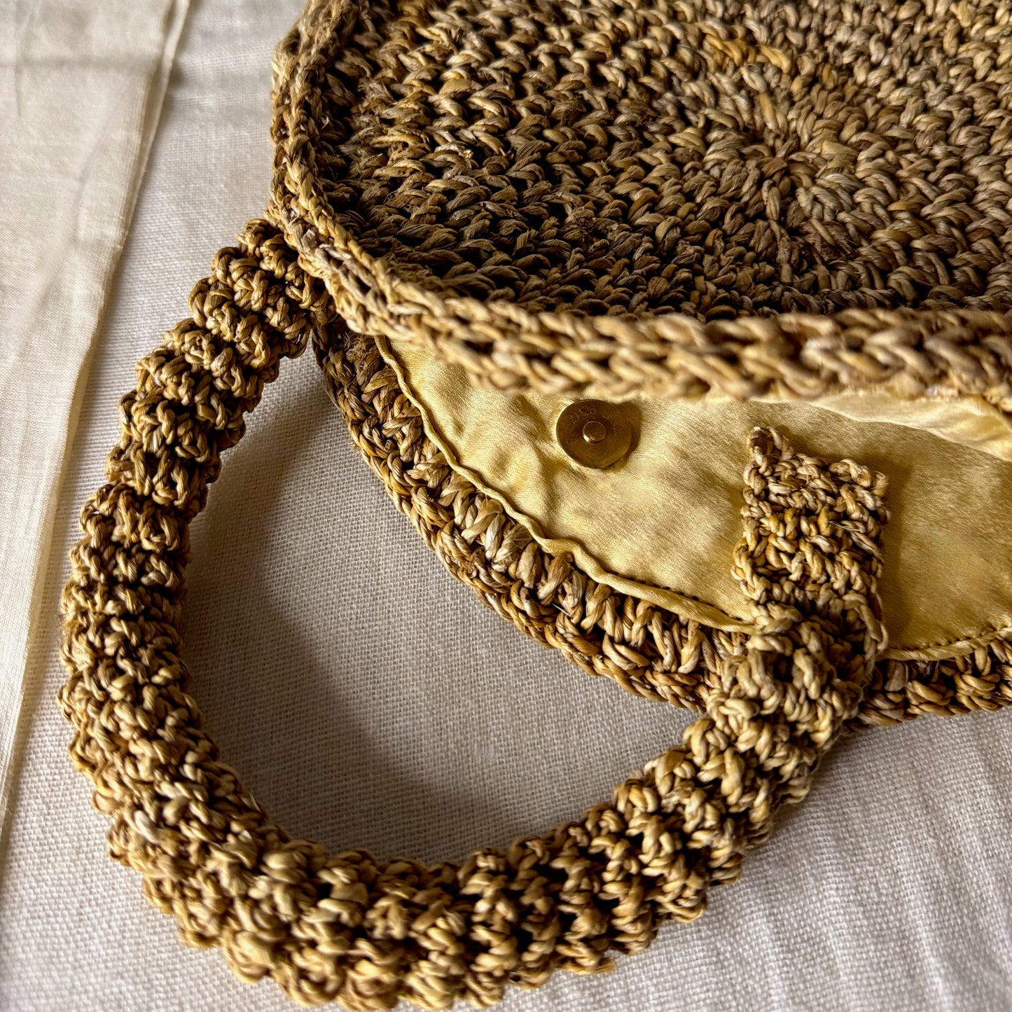 Round bag closure